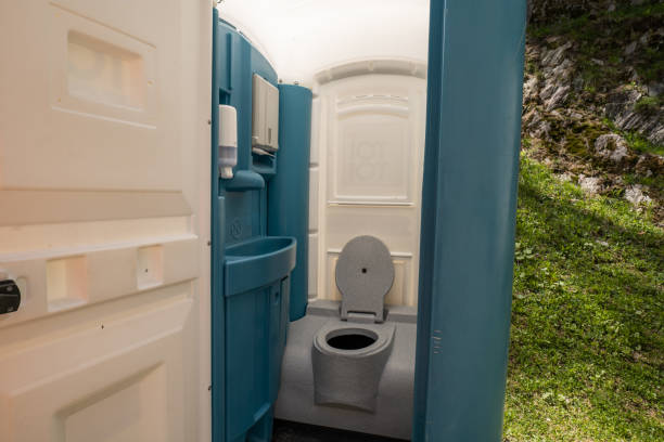 Best Luxury portable toilet rental  in Listoga, CA